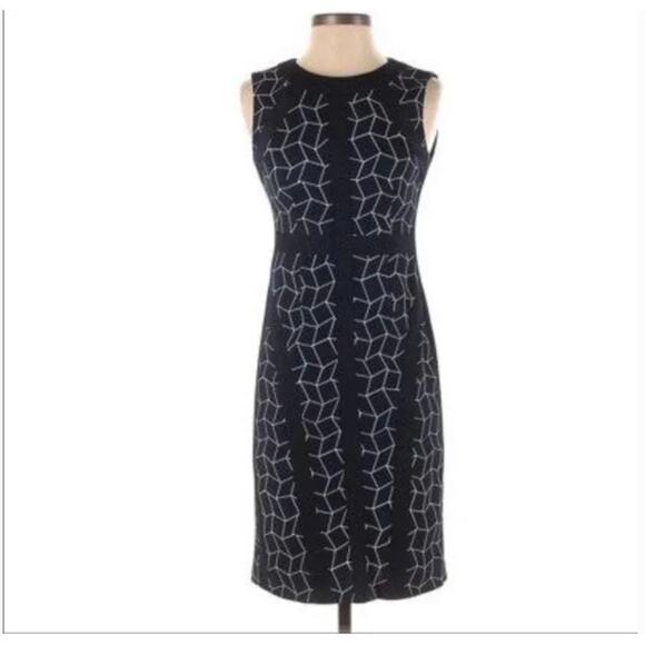 DONNA MORGAN NWT Navy Geometric Sleeveless Sheath Dress // 0 - Picture 10 of 10